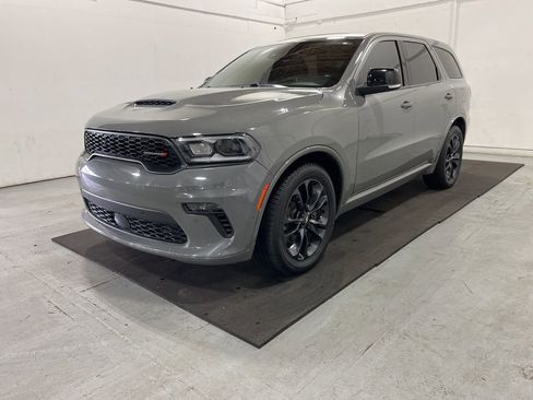 Used 2021 Dodge Durango R/T w/ Technology Group image 3