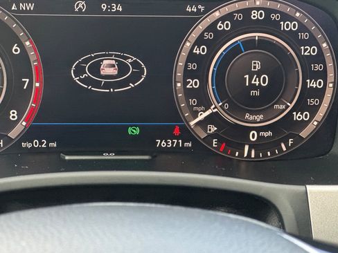 Used 2019 Volkswagen Atlas SEL Premium image 28