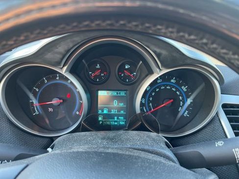 Used 2013 Chevrolet Cruze Eco image 19
