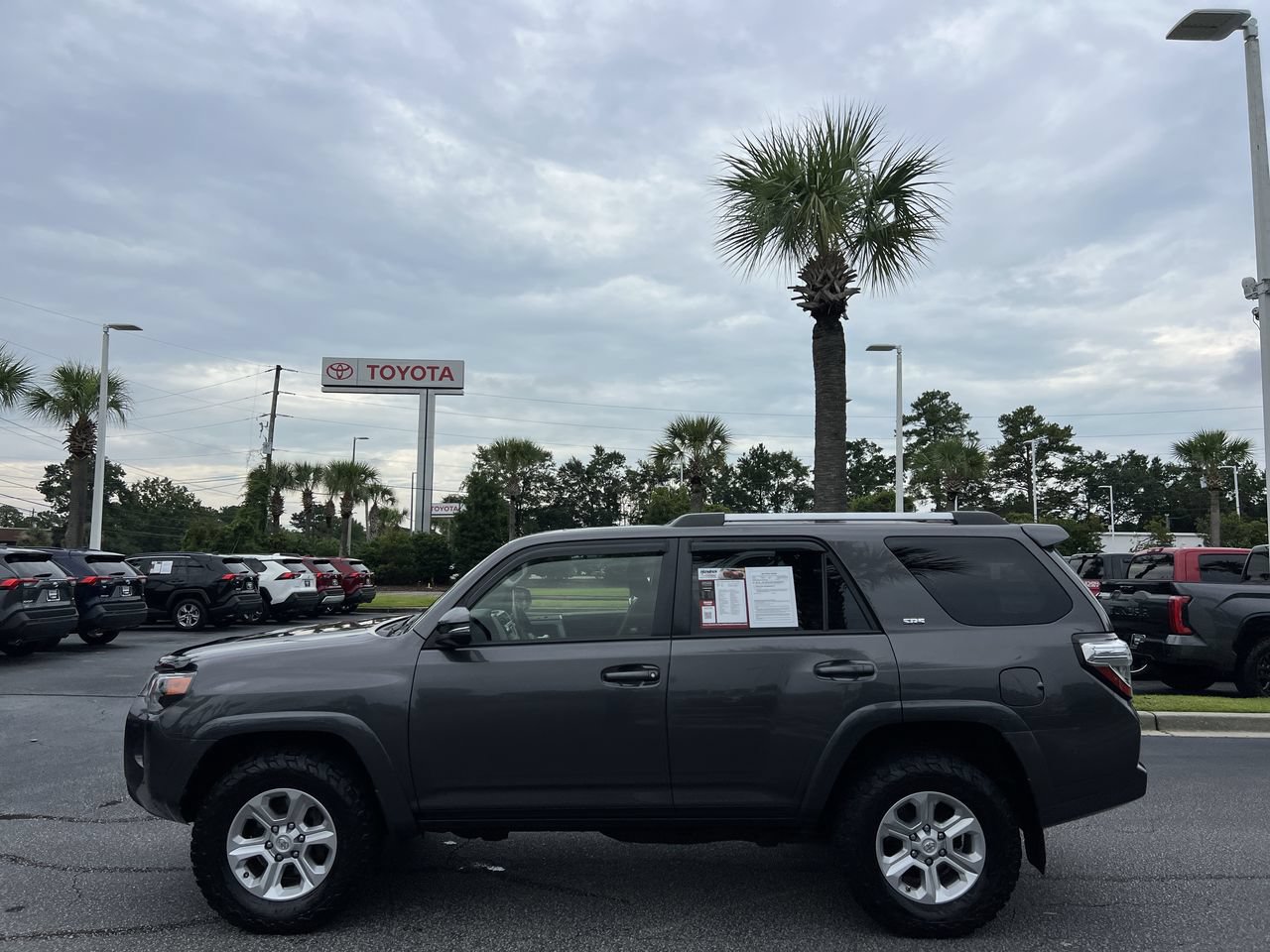 Used 2019 Toyota 4Runner SR5 Premium AWD/4WD image 7