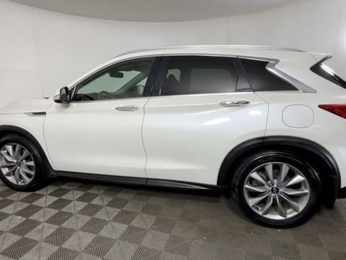 Used 2020 INFINITI QX50 Luxe w/ Cargo Package AWD/4WD image 8