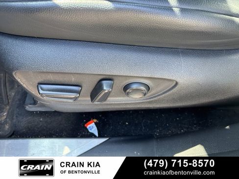 Used 2022 Toyota Highlander XLE image 20