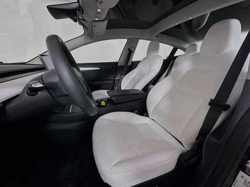 Used 2021 Tesla Model 3 Standard Range Plus RWD image 11