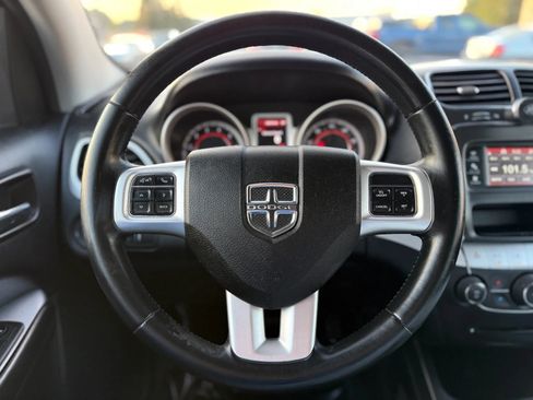 Used 2015 Dodge Journey American Value Package w/ Flexible Seating Group FWD image 24