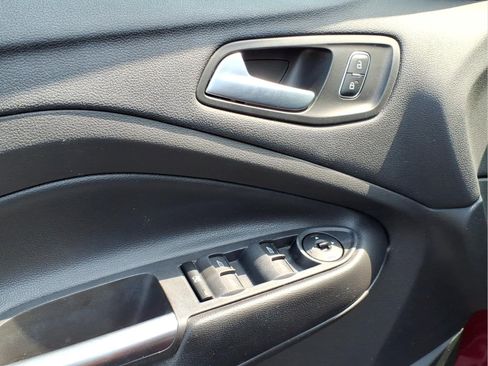 Used 2018 Ford Escape SEL FWD image 14
