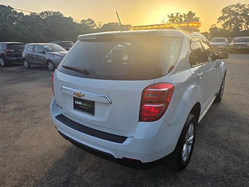 Used 2017 Chevrolet Equinox LS image 78