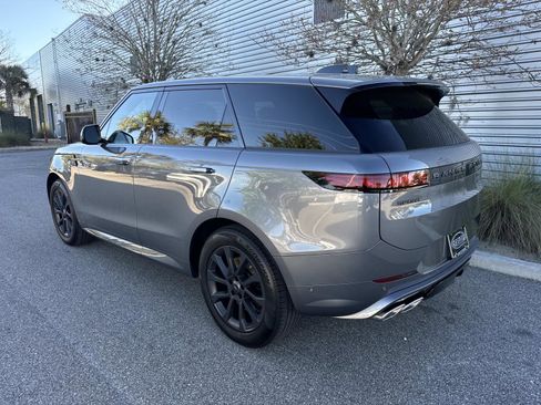 Certified 2025 Land Rover Range Rover Sport Dynamic SE image 3
