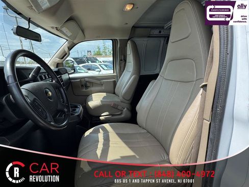 Used 2021 Chevrolet Express 2500 w/ Driver Convenience Package RWD image 14