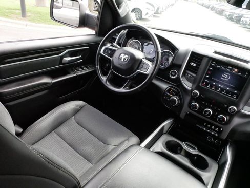 Used 2020 RAM 1500 Big Horn AWD/4WD image 9