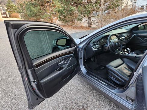 Used 2011 BMW 528i Sedan image 29