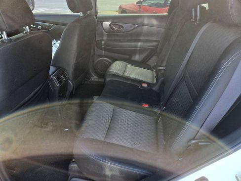 Used 2019 Nissan Rogue SV AWD/4WD image 14