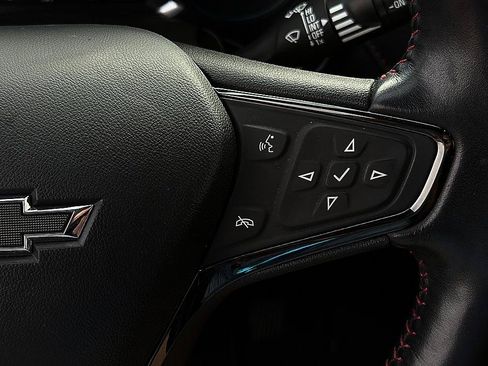 Used 2022 Chevrolet Equinox RS w/ RS Leather Package FWD image 18