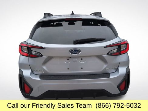 Used 2024 Subaru Crosstrek 2.0i Premium image 5