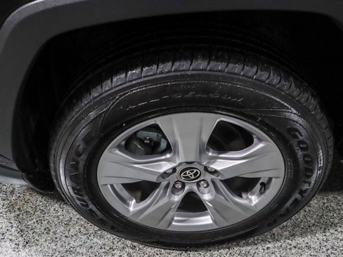 Used 2022 Toyota RAV4 XLE image 11