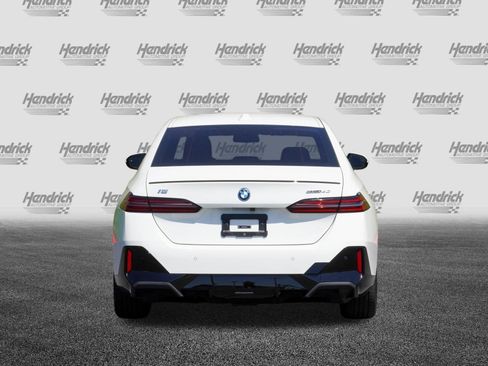 Used 2024 BMW i5 eDrive40i w/ M Sport Package RWD image 7