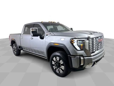 Used 2024 GMC Sierra 2500 Denali w/ Denali Reserve Package AWD/4WD image 2
