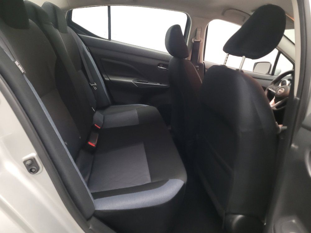 Used 2025 Nissan Versa SV FWD image 19