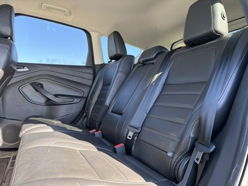 Used 2018 Ford Escape SEL w/ Ford Safe & Smart Package image 28