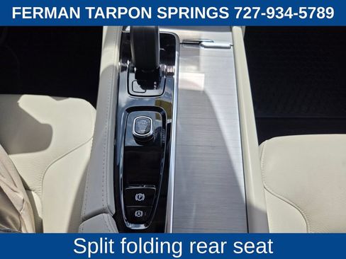 Certified 2025 Volvo XC90 B5 Core w/ Climate Package AWD/4WD image 30
