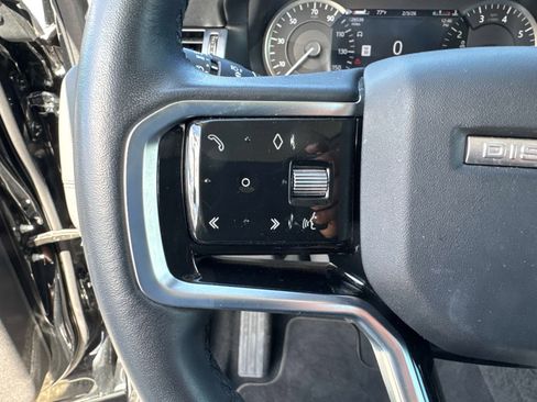 Used 2023 Land Rover Discovery Sport S image 32