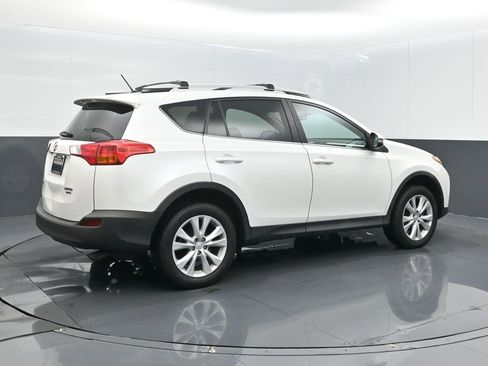 Used 2013 Toyota RAV4 Limited image 22