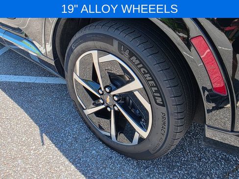 Certified 2024 Chevrolet Equinox EV LT FWD image 33