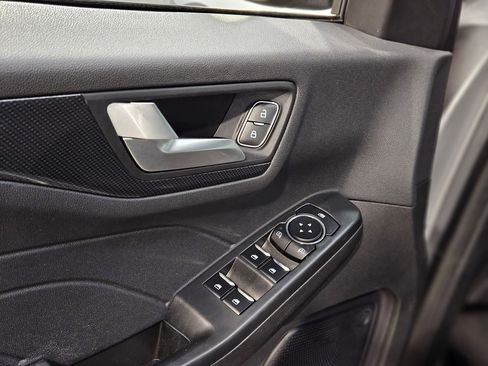 Used 2024 Ford Escape ST-Line image 21