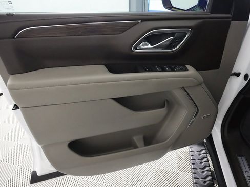 Used 2023 Chevrolet Tahoe Z71 w/ Z71 Off-Road Package image 19