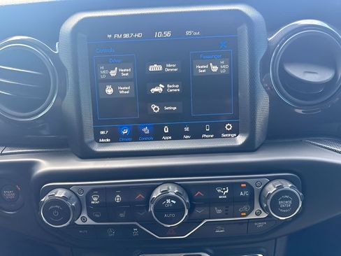 Used 2023 Jeep Wrangler Unlimited Sport AWD/4WD image 21