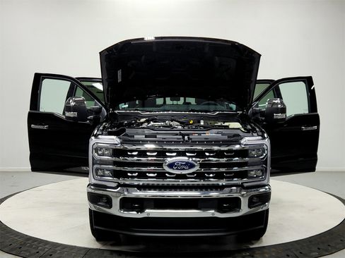 New 2026 Ford F250 Lariat w/ Lariat Ultimate Package image 10