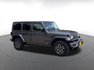 Used 2025 Jeep Wrangler Unlimited Sahara AWD/4WD video 2