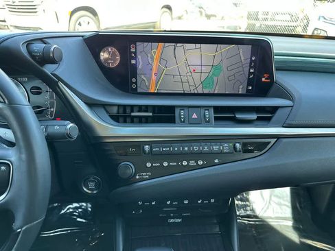 Used 2020 Lexus ES 350 w/ Luxury Package image 17