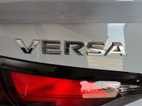 Used 2024 Nissan Versa SR w/ Trunk Package image 43