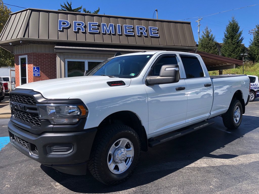 Used 2024 RAM 2500 Tradesman AWD/4WD image 10
