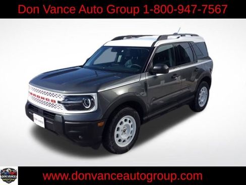 Used 2025 Ford Bronco Sport Heritage w/ Convenience Package image 2