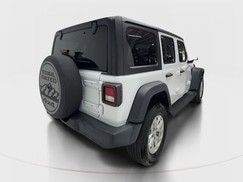 Used 2023 Jeep Wrangler Unlimited Sport AWD/4WD image 7