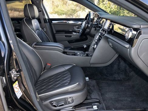 Used 2020 Bentley Mulsanne RWD image 67