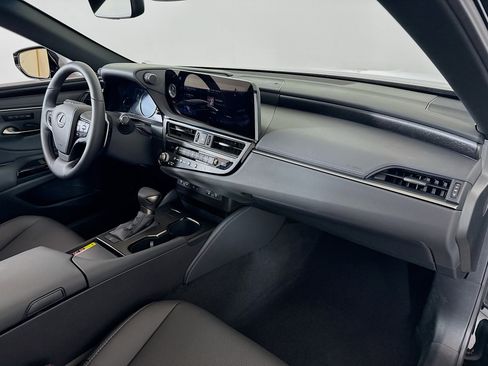 Certified 2025 Lexus ES 350 350 w/ Premium Package image 26