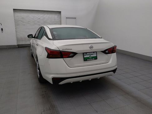 Used 2022 Nissan Altima 2.5 S image 6