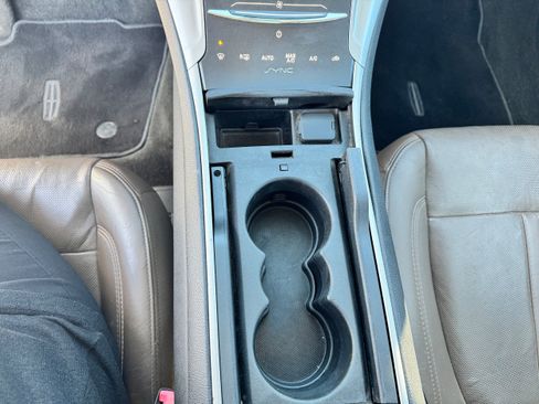 Used 2016 Lincoln MKZ w/ Equipment Group 300A Reserve image 15