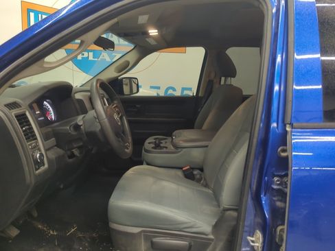 Used 2018 RAM 1500 Express w/ Express Value Package image 9