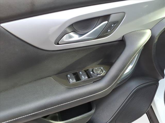 Used 2025 Chevrolet Blazer LT FWD image 15
