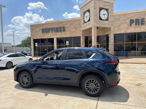 Used 2021 MAZDA CX-5 Touring FWD image 1