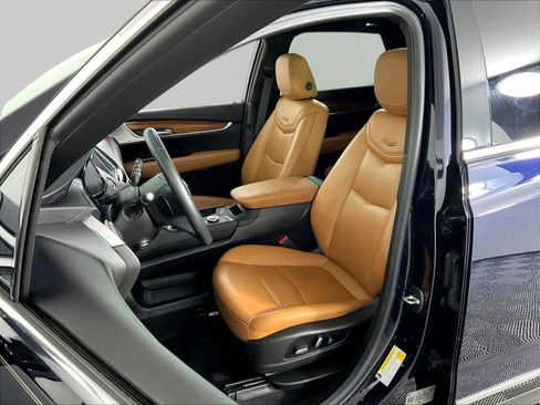 Used 2021 Cadillac XT5 Premium Luxury AWD/4WD image 21