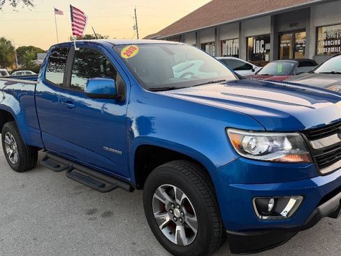 Used 2018 Chevrolet Colorado Z71 RWD image 3