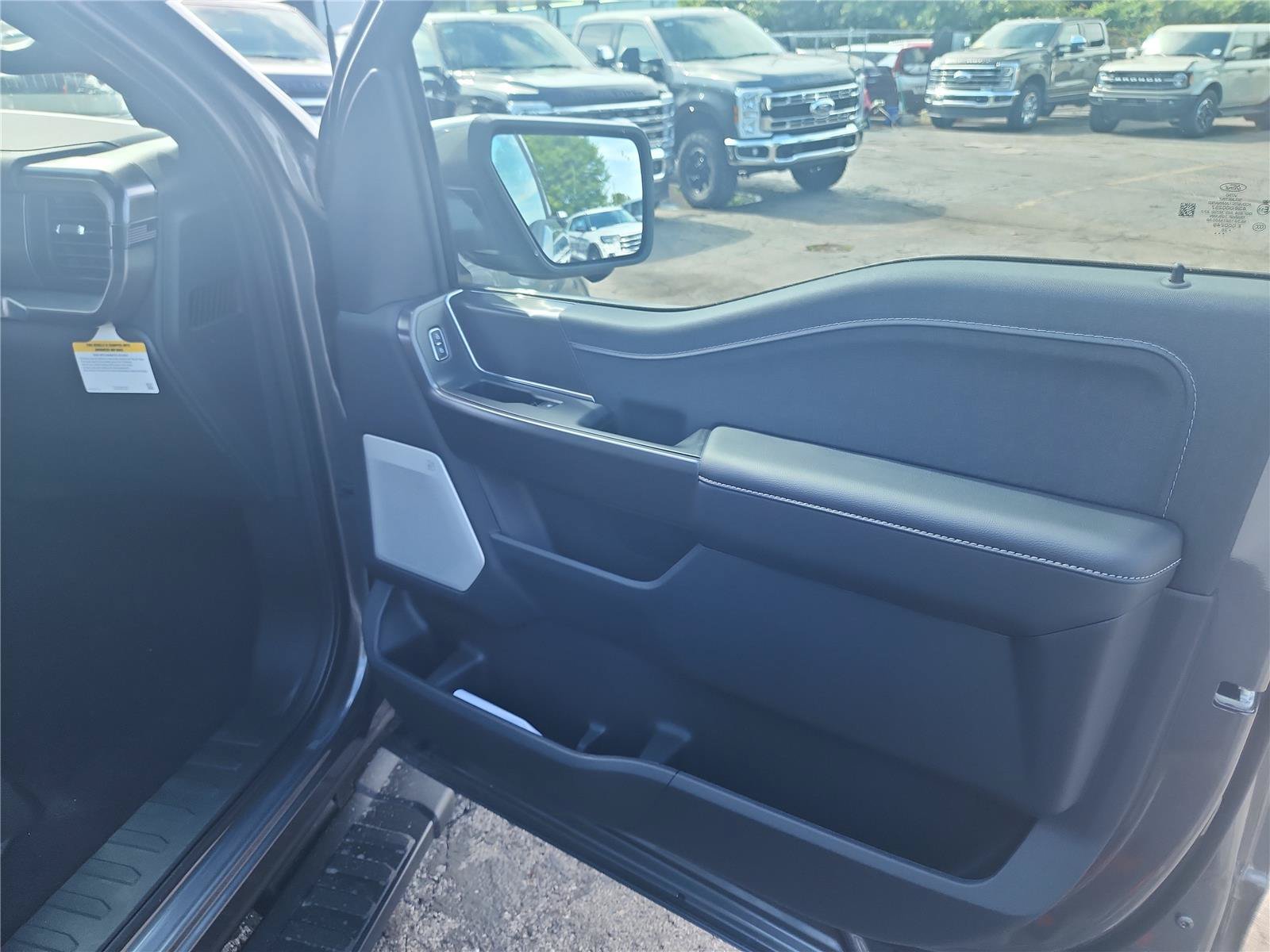 New 2026 Ford F150 Lariat w/ Equipment Group 502A High AWD/4WD image 27