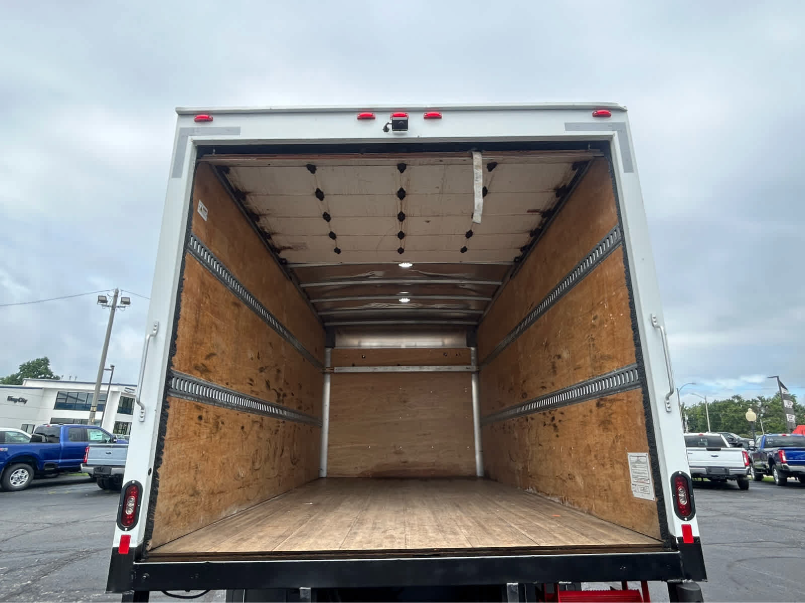Used 2021 Ford F450 XL w/ Power Equipment Group AWD/4WD image 7