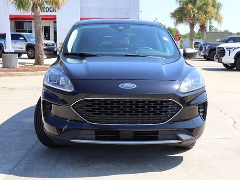 Used 2022 Ford Escape SE image 24