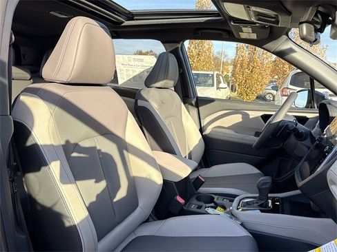 New 2025 Subaru Forester Limited image 19