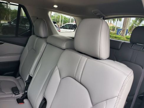 Used 2024 Honda Pilot EX-L image 12